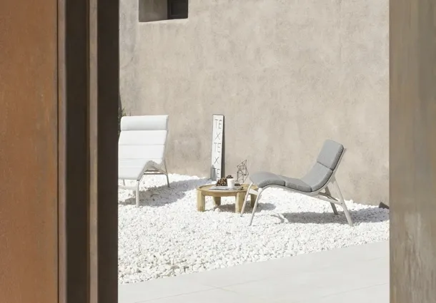 Lettino Longframe soft armrest outdoor di Alias