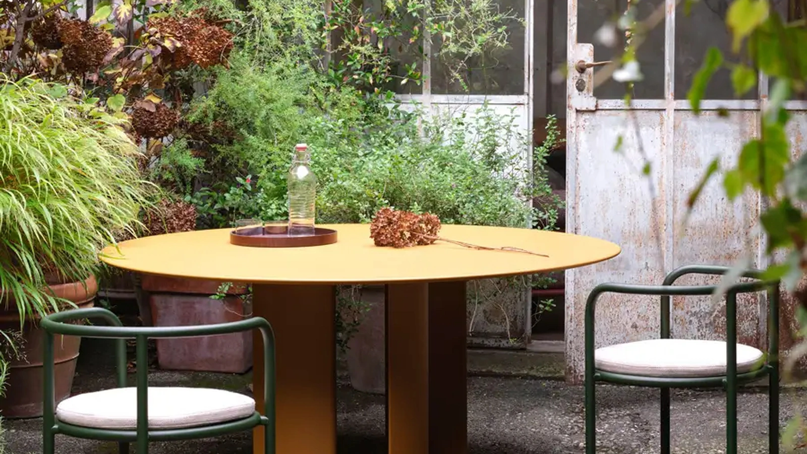 Tavolo Rotondo Naca di Fast