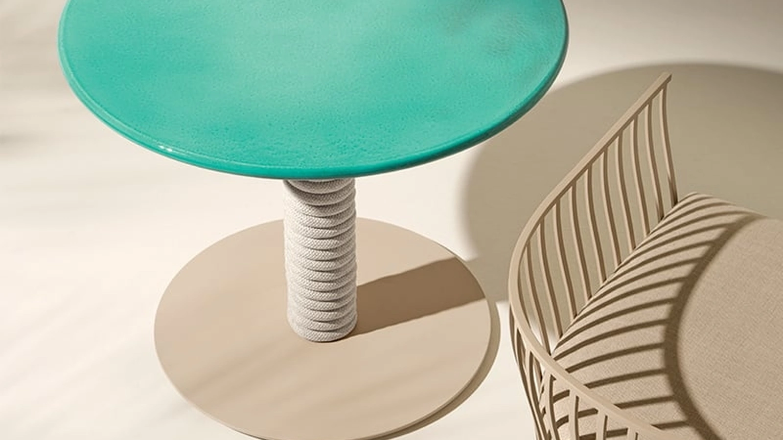 Tavolo Noon di Ethimo