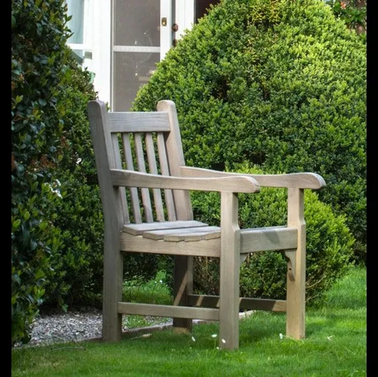 Poltroncina Notting Hill in Teak di Ethimo