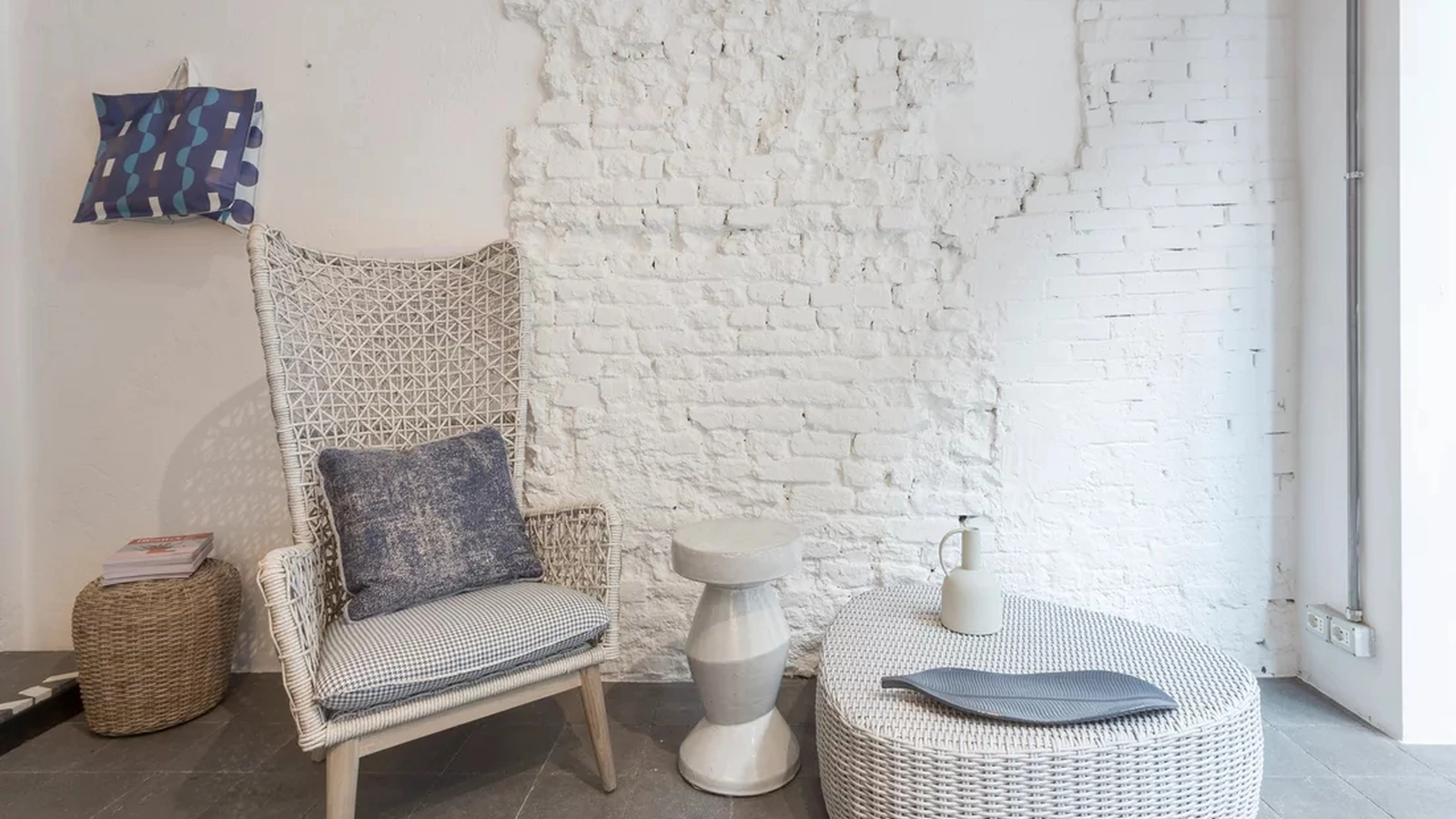 Poltroncina bergere Panda di Gervasoni