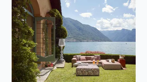 Divano e Pouf Pastics Outdoor di Kartell