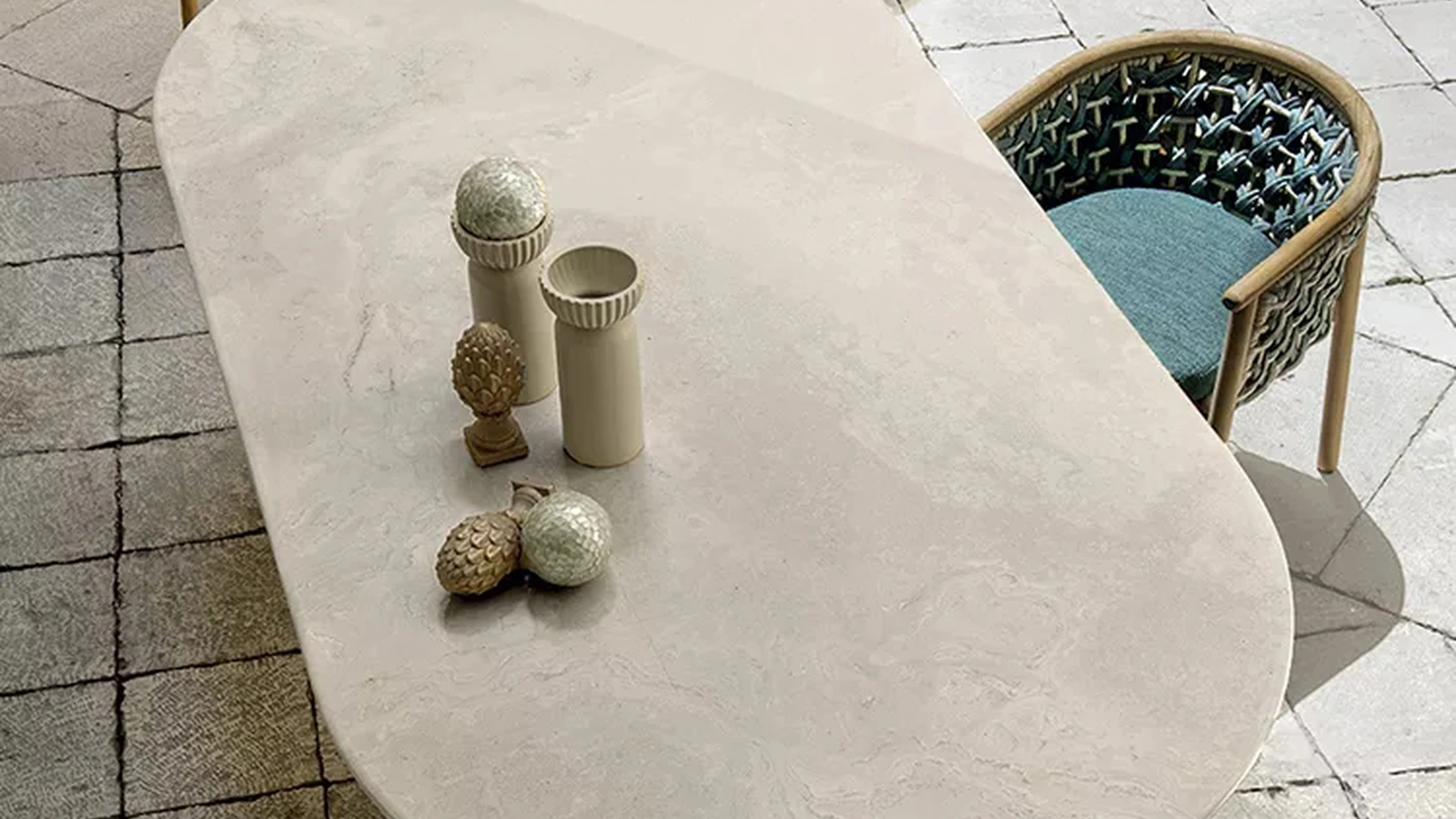 Tavolo Patio in marmo di Ethimo