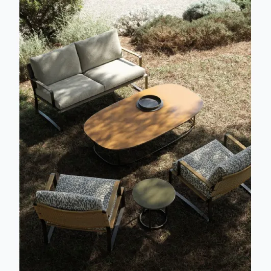 Tavolino in pietra lavica Regent di Molteni & C