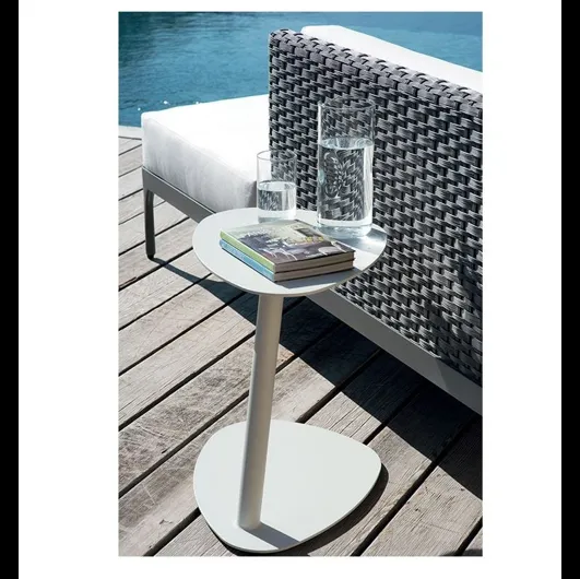 Tavolino in alluminio Smart di Ethimo