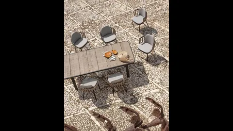 Tavolo Swing in Teak e alluminio di Ethimo