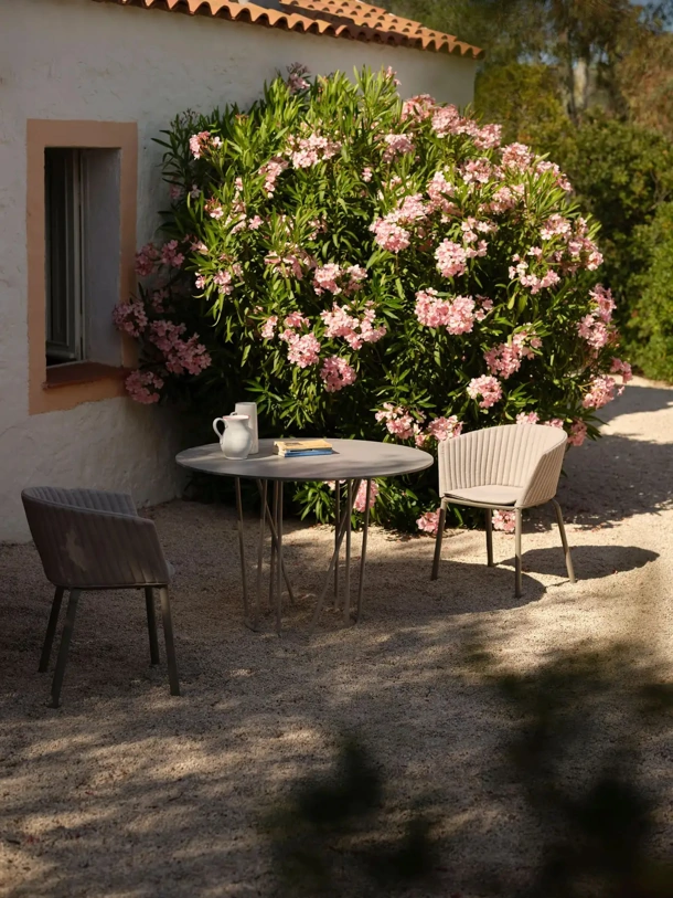 Tavolo rotondo Wild di Fast