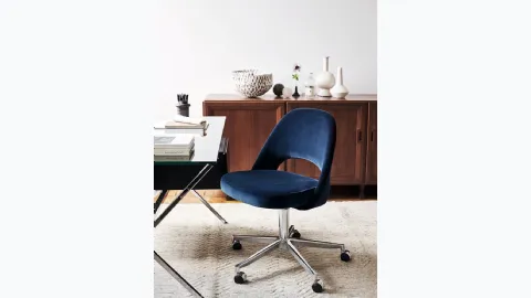 Seduta Operativa Saarinen Executive Swivel Side Chair di Knoll